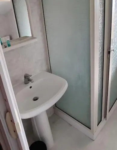 Un Passo Dal Mare Due Dall'etna *