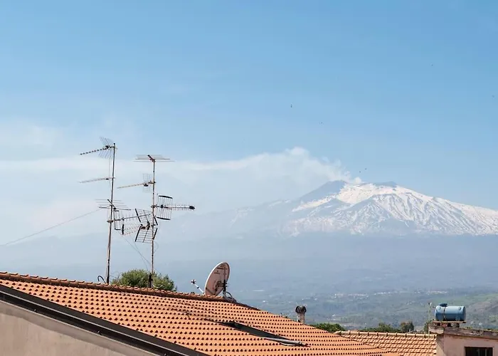 Un Passo Dal Mare Due Dall'etna Appartamento Giardini Naxos