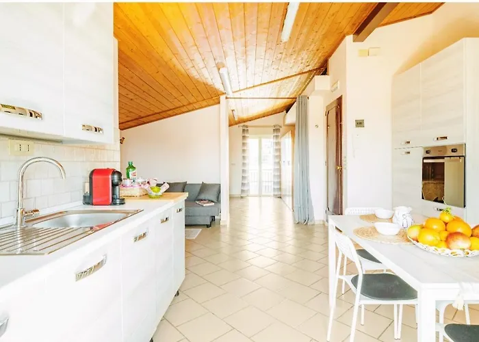 Un Passo Dal Mare Due Dall'etna Apartment *