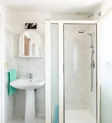 Un Passo Dal Mare Due Dall'etna