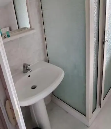 Un Passo Dal Mare Due Dall'etna *