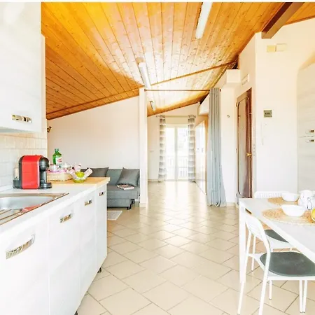 Un Passo Dal Mare Due Dall'etna Apartamento *